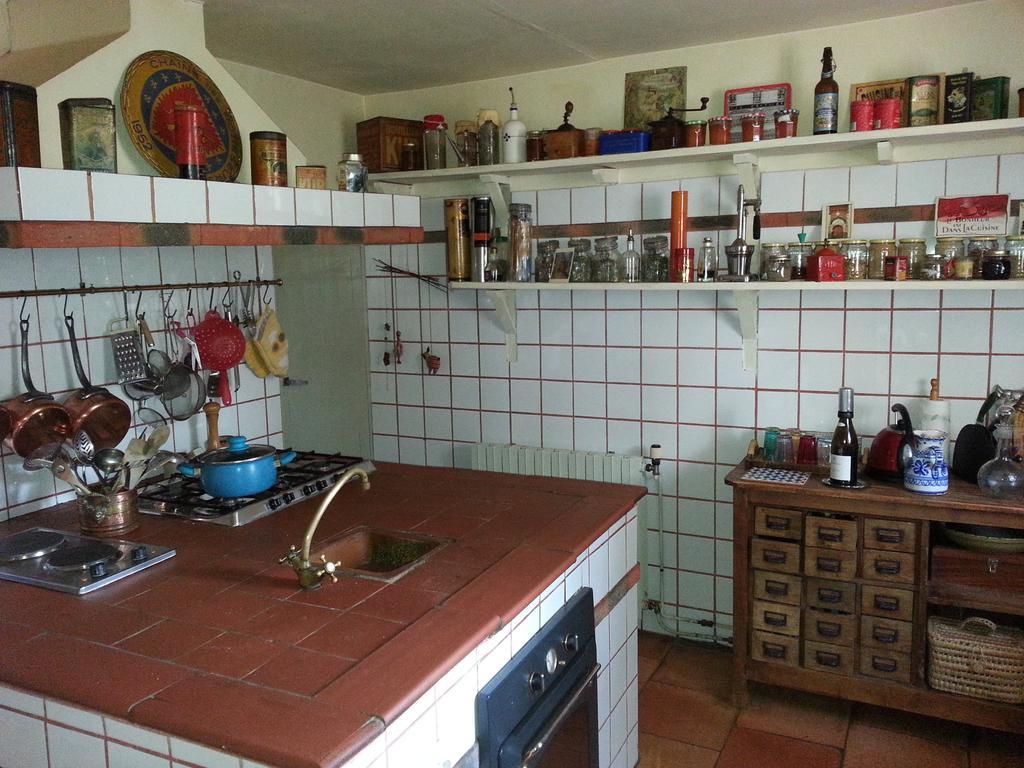 La Maison De L'Oenologue Poucharramet Eksteriør billede